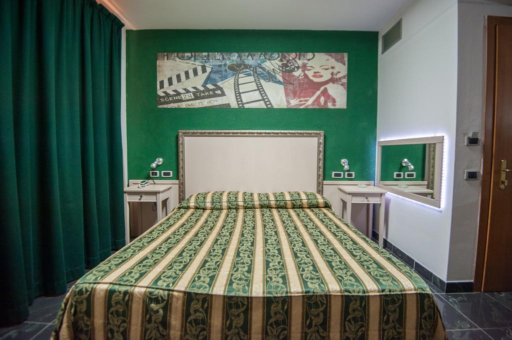 Orange Motel فيرجاتي المظهر الخارجي الصورة